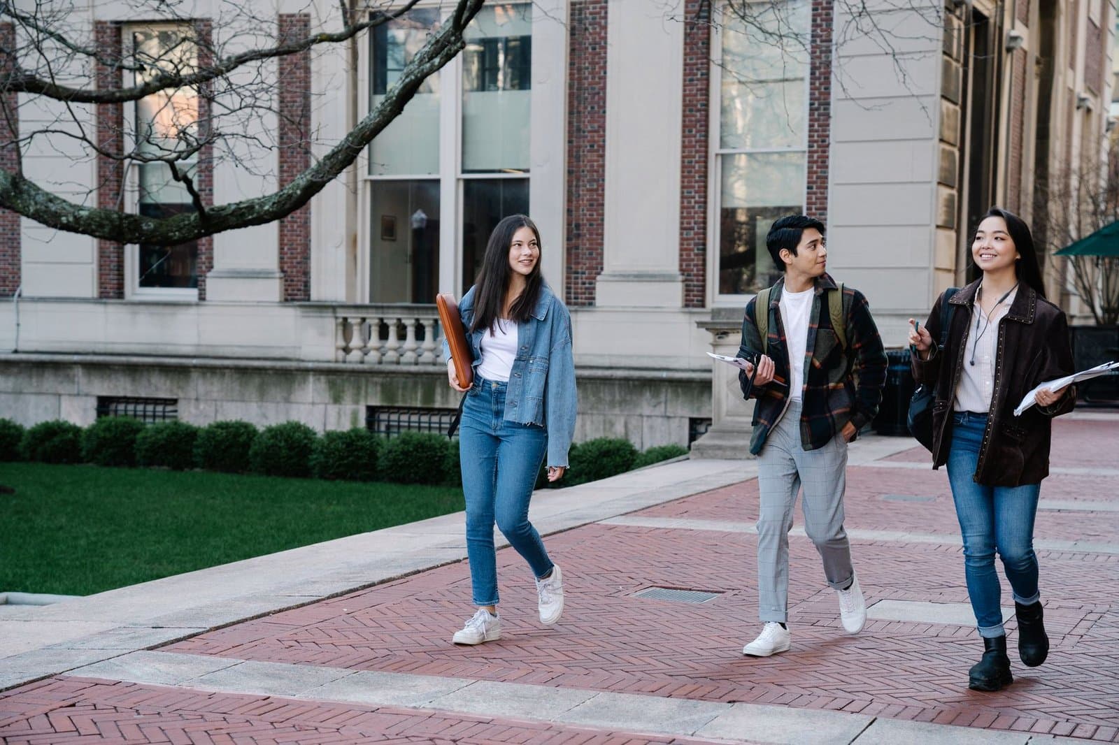 Best MBA Colleges in Delhi NCR 2026: Fees, Placements & Admission
